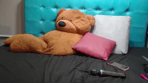 Sofa online show from 02/11/25, 05:18