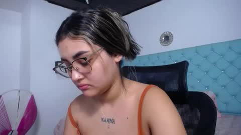 Sofia online show from 05/02/26, 11:48
