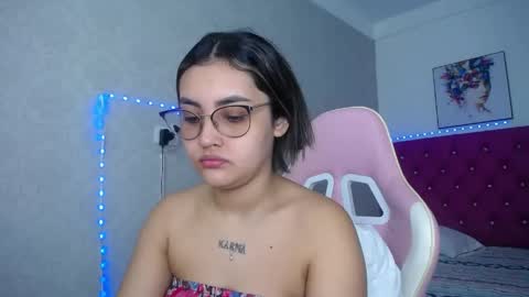 Sofia online show from 05/07/26, 12:32