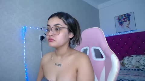 Sofia online show from 05/08/26, 11:48