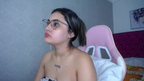 Sofia online show from 05/20/26, 11:38