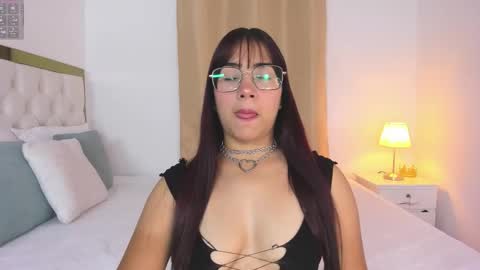 Sara online show from 11/27/25, 01:29