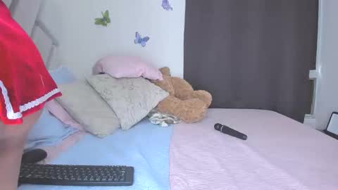 sofiacastillo01 online show from 10/31/25, 03:35