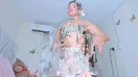 sofiacastillo01 online show from 04/25/26, 06:27