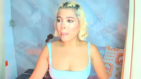 sofiacastillo01 online show from 07/16/26, 01:39