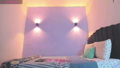 Sofia online show from 03/06/25, 04:19