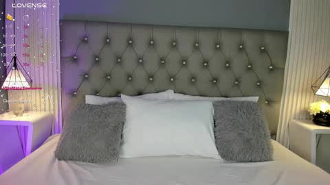 Snapshot of sofiadanss chatting on 09/24/25, 11:35 Sofia online show from 09/24/25, 11:35