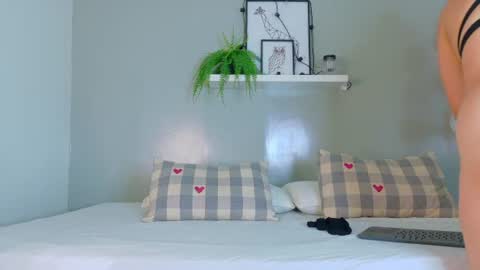 SOFIA DIAMOND  online show from 07/27/26, 06:04