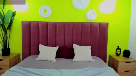 Sofia online show from 02/25/26, 01:59