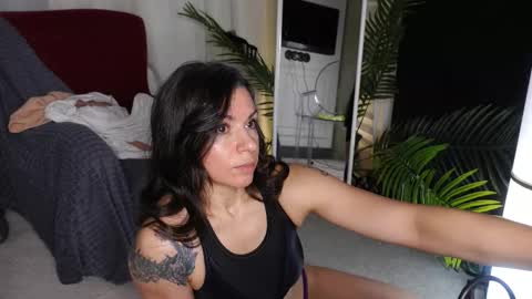 Sofia online show from 11/23/25, 06:35