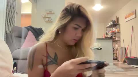 MissCali online show from 11/23/25, 02:44