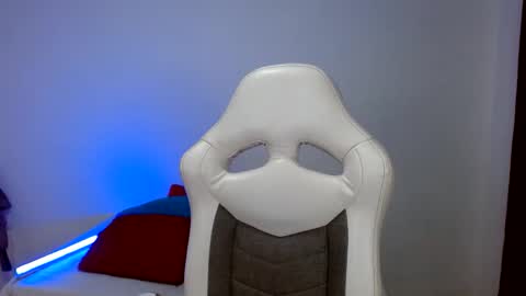 sofia online show from 04/06/26, 04:32