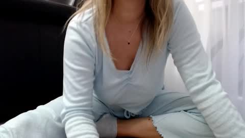 SofiaLenis online show from 12/17/24, 03:06