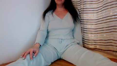 SofiaLenis online show from 05/13/26, 12:46