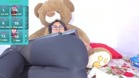 sofii milk online show from 12/18/24, 05:04