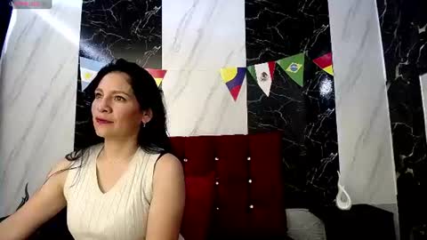 Snapshot of sofiamoreno_ chatting on 06/17/26, 05:14 Sofia online show from 06/17/26, 05:14