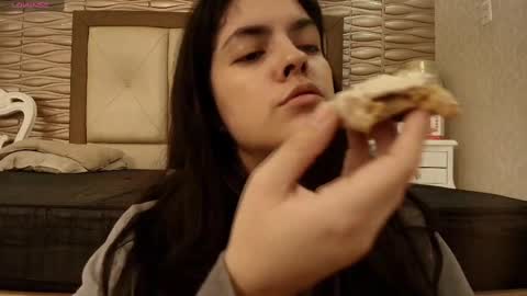 Sofi - next broadcast today 1030pm Colombia time online show from 09/13/25, 07:57