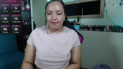 sofiaroyal23 online show from 03/31/26, 04:02