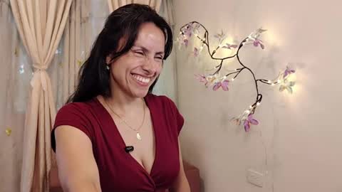 Snapshot of sofibelladelavega chatting on 05/16/26, 07:56 Sofi Bella online show from 05/16/26, 07:56