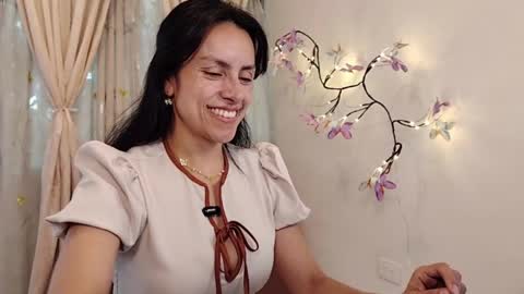 Snapshot of sofibelladelavega chatting on 05/19/26, 07:20 Sofi Bella online show from 05/19/26, 07:20