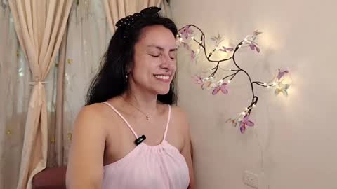 Snapshot of sofibelladelavega chatting on 05/27/26, 07:55 Sofi Bella online show from 05/27/26, 07:55