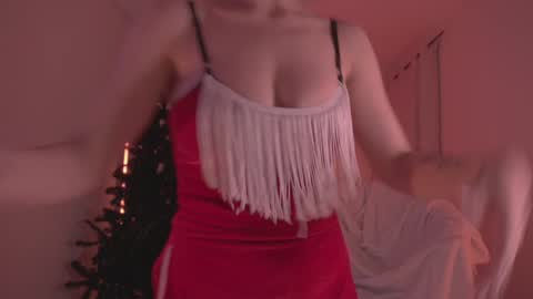 Snapshot of soficb chatting on 12/10/24, 07:43 Sofi online show from 12/10/24, 07:43