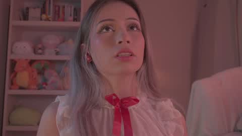 Snapshot of soficb chatting on 01/10/25, 10:04 Sofi online show from 01/10/25, 10:04