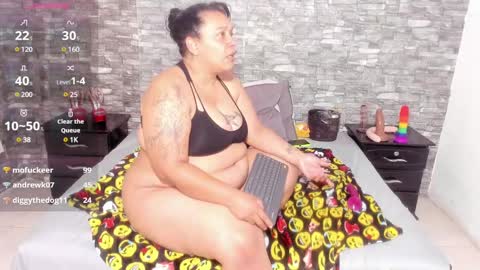 Vicky  online show from 01/30/25, 05:06