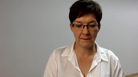 Snapshot of sofie_velvet chatting on 12/17/24, 05:36 Sofie Velvet online show from 12/17/24, 05:36