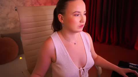 Sofie online show from 06/26/26, 11:31