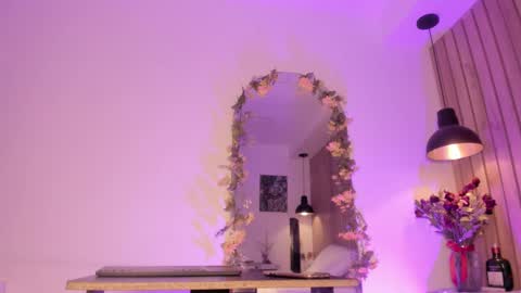 Sofie online show from 10/08/25, 11:19