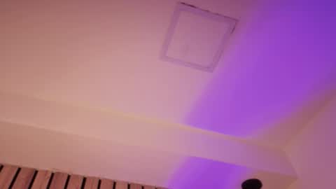 Sofie online show from 11/10/25, 02:16