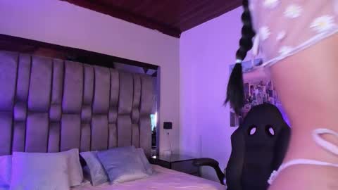  sofie  online show from 03/24/26, 06:13