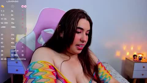     -  . -  .    online show from 11/05/25, 05:51