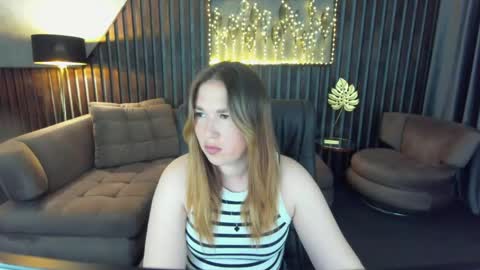 sofii_darling online show from 05/10/26, 04:23