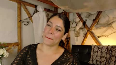 Snapshot of sofiia_diaz_ chatting on 10/29/25, 11:39 Sofi online show from 10/29/25, 11:39