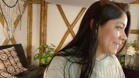 Snapshot of sofiia_diaz_ chatting on 11/13/25, 07:46 Sofi online show from 11/13/25, 07:46