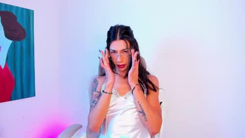 Sofi online show from 06/03/26, 03:17