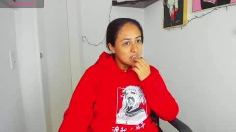 sofiia rodriguez online show from 01/16/25, 12:09