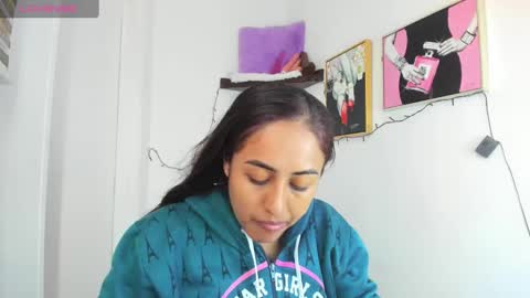 sofiia rodriguez online show from 01/21/25, 12:29