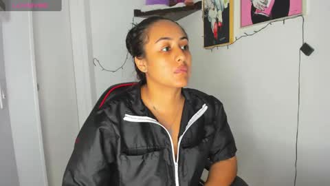 sofiia rodriguez online show from 03/04/25, 10:27