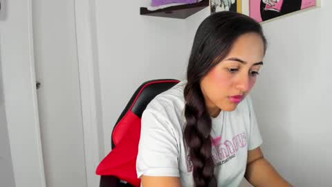 sofiia rodriguez online show from 09/22/25, 12:51