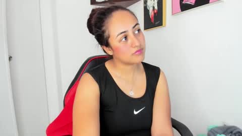 sofiia rodriguez online show from 10/01/25, 04:02