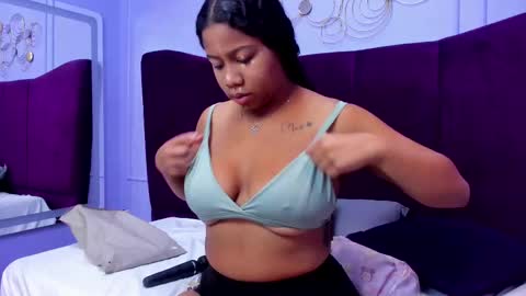 sofiifox online show from 02/09/25, 11:47