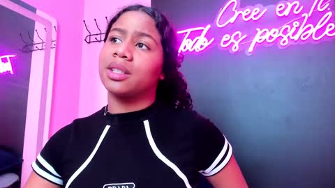 sofiifox online show from 03/05/25, 07:38