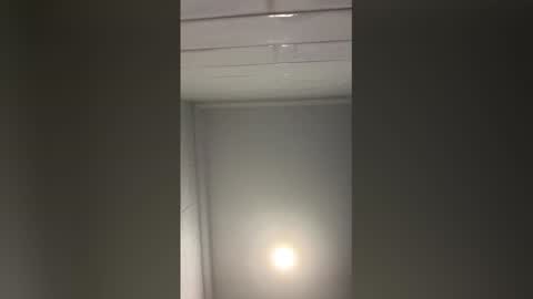 Snapshot of sofloguy16 chatting on 12/22/25, 06:38 sofloguy16 online show from 12/22/25, 06:38