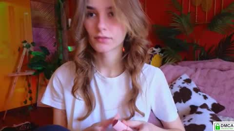 E online show from 11/22/25, 09:08