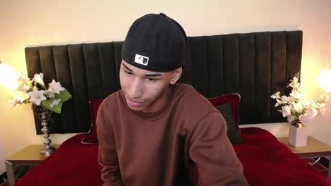 Cam and Amy online show from 04/06/26, 07:37