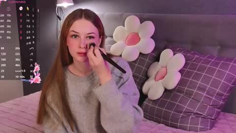 Milisa online show from 10/13/25, 07:03