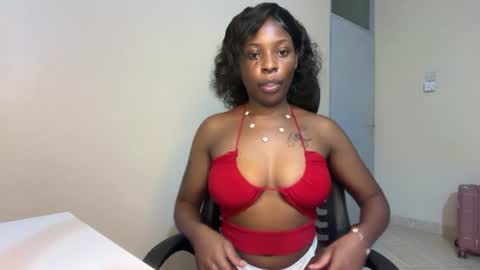 Snapshot of soft_nicole chatting on 06/14/26, 10:23 soft_nicole online show from 06/14/26, 10:23